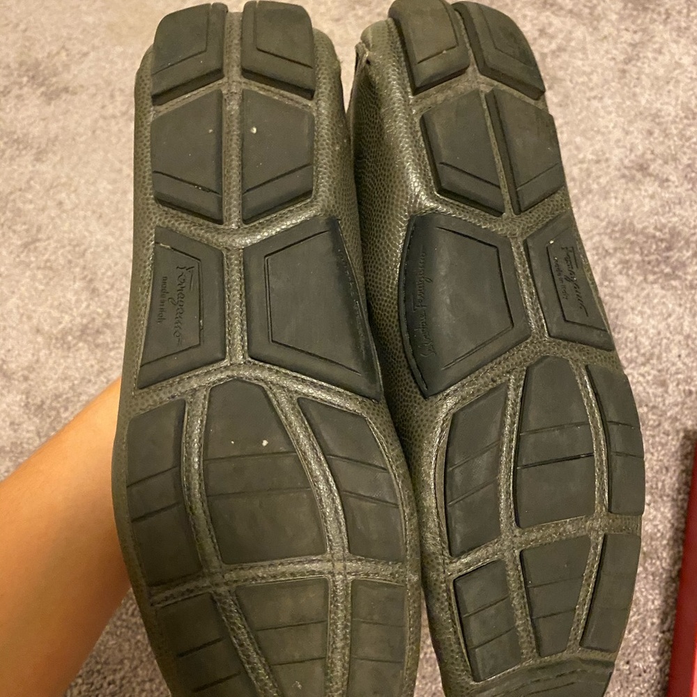 Salvatore Ferragamo loafers - Picture 2 of 9